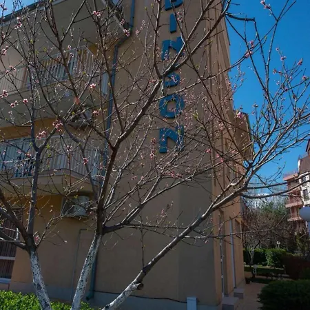 на две нива Apartment Sunny Beach