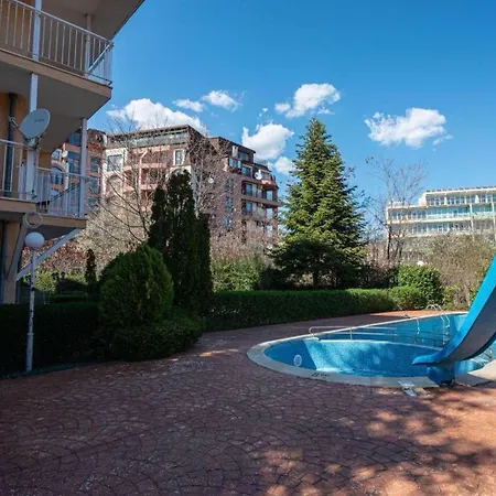 на две нива Apartment *